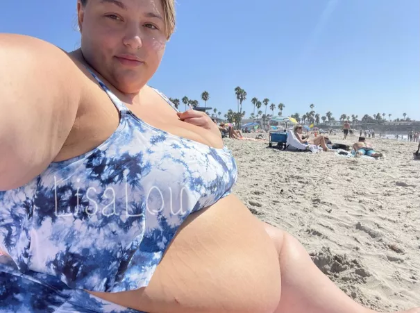 One of my biggest sexual fantasies of all time was to be the fattest person on a crowded beach and I’m happy to report that it’s not just a fantasy anymore. 🥵🤤😏 by BigCutieLisaLou