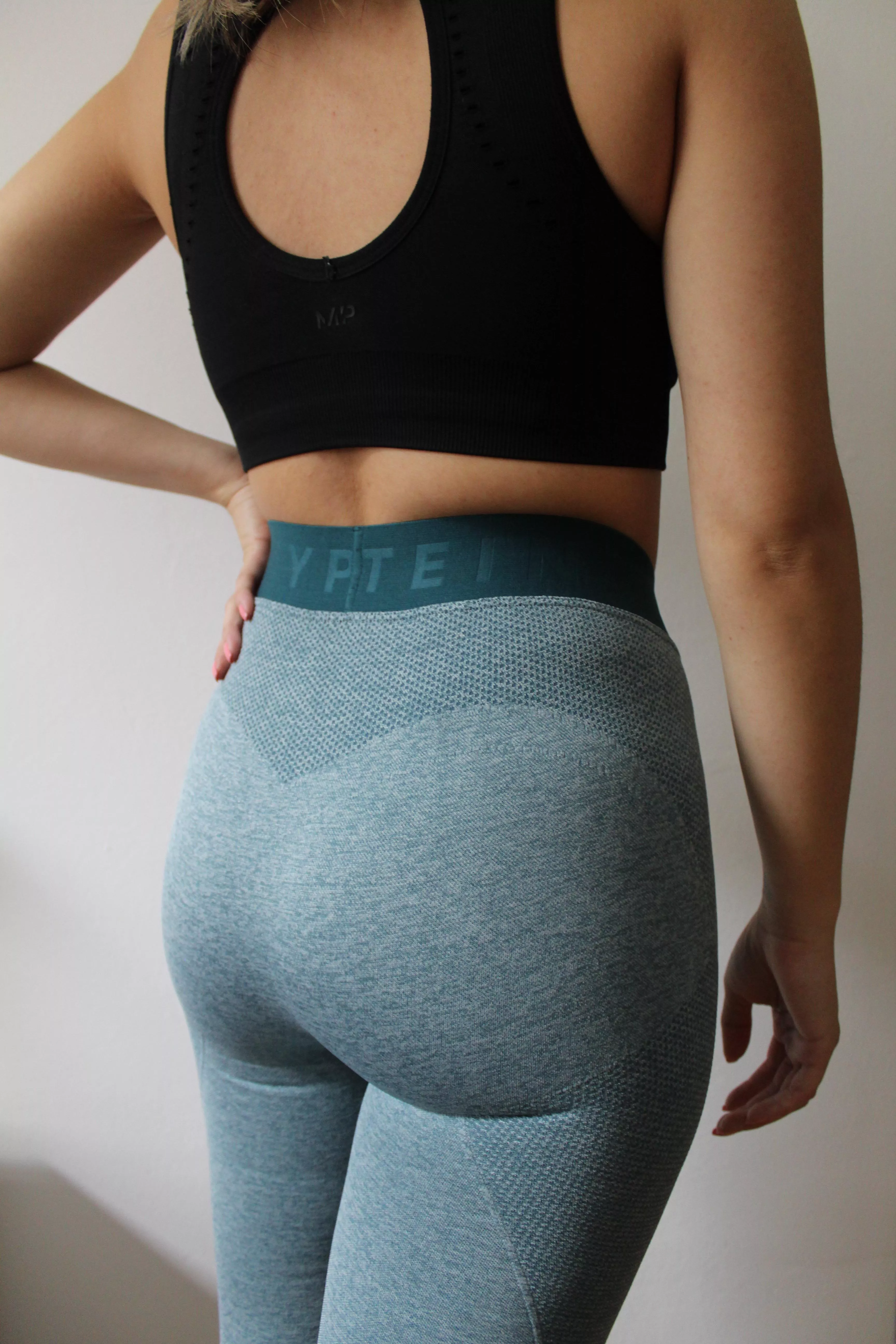 one of my favorite yoga pants 🥰 posted by kinkyLeticia