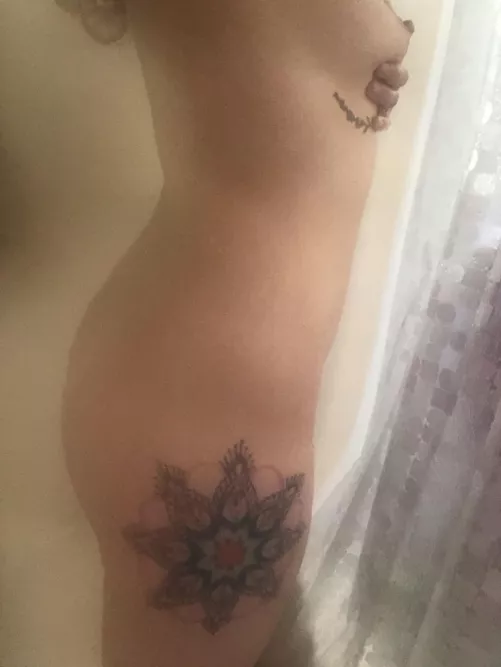 One of my favs. I have like 6 photos from this shower I really like though 🖤 by mac0125