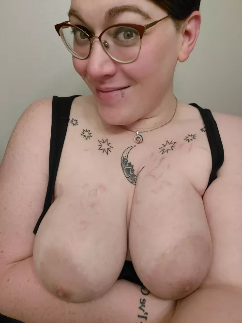 One of my partners got very bitey last... 😈 by Beckie_Bee