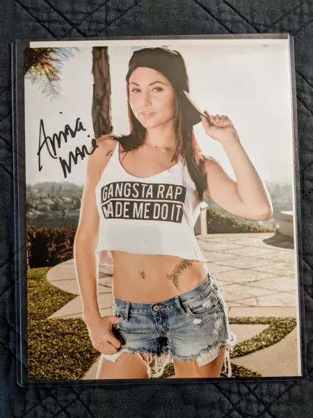 One of my sexy Ariana autographs 🤤 by hottsexx