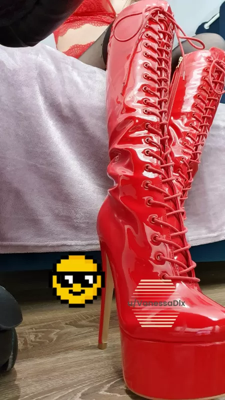 One of my top favourite pair of boots... you can tell why, tho :)) by VanessaDlx