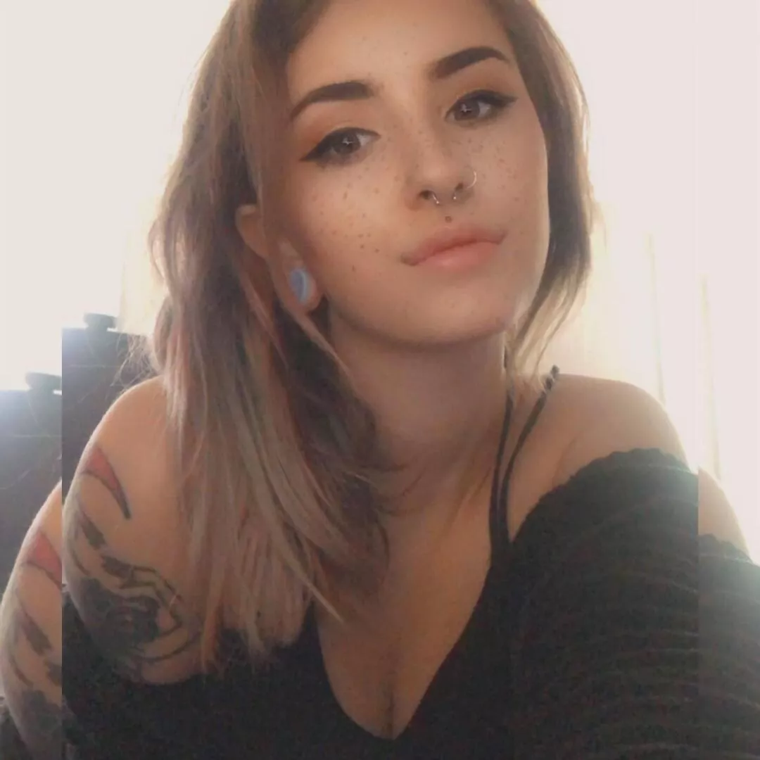 One of the most epic and badass women I know. posted by truongbn2004