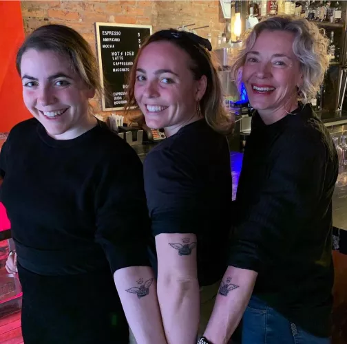 One of these ladies is an awesome chef by WavyPattern