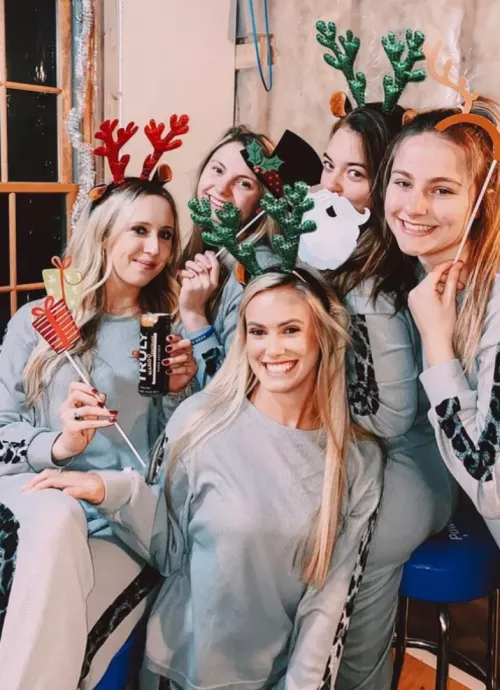 One set of missing antlers by Chaturbater1