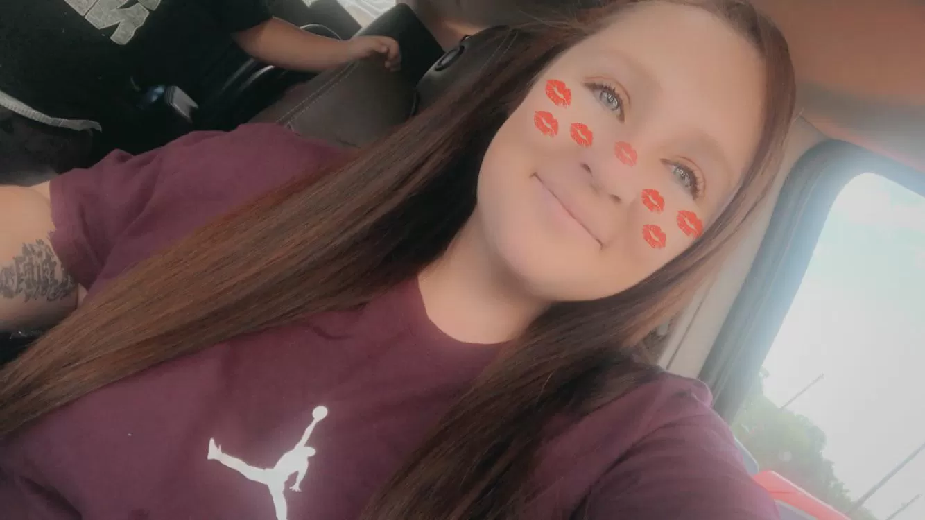 Only $3 slutty milf ready to make you cum! Sub today and get a free dick rate! posted by Key-Pie9648