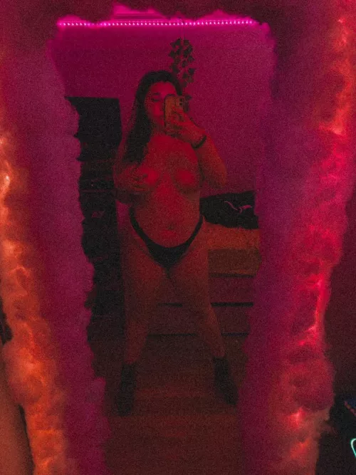 Only 5 more spots for 20% off my OnlyFans, only $4.80!🥵💕 link down below! by luxhateseveryone