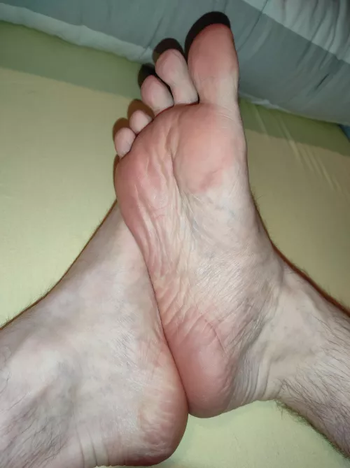 Only big tongues are allowed to lick these feet 😈 by TheMoonSwimmer
