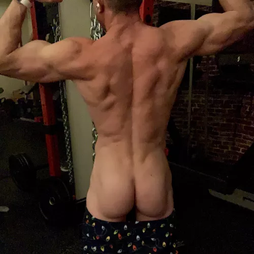 Only ones in the gym what do you do? by MJgametime5