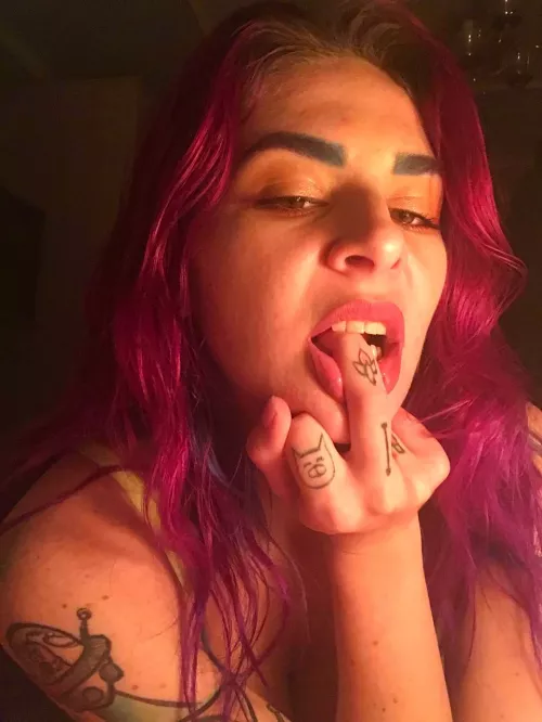 Only react if you’d fuck me on the first date by nooa98