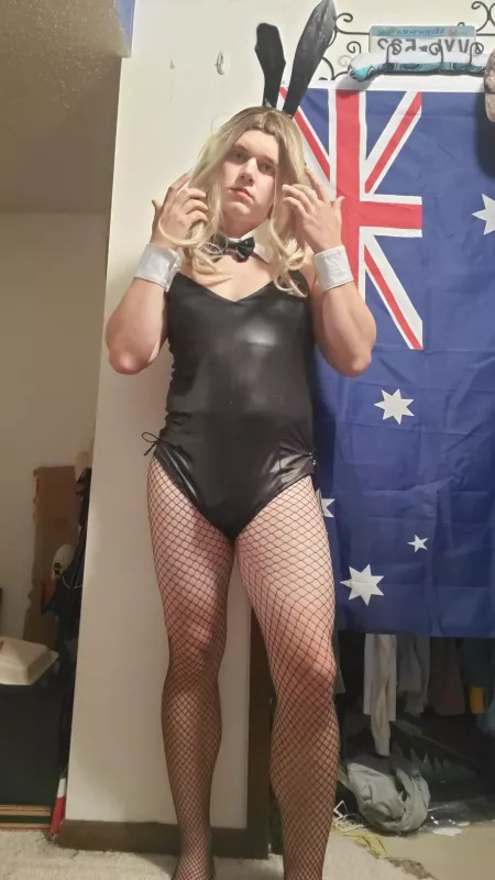 Only way I can dress when daddy's friends are coming over..... by Alice981