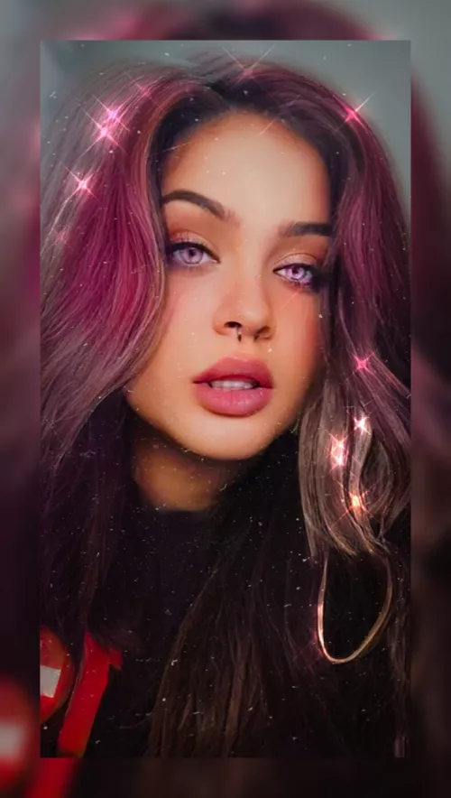 Ooof, was really digging this pic, what do y'all think;)? by guitarmanweeps