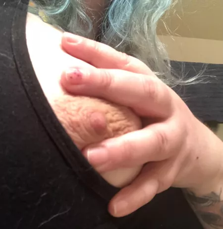 Ooops! It slipped out… guess I’ll have to play with it now. (F) by tiedandtwistedinbows