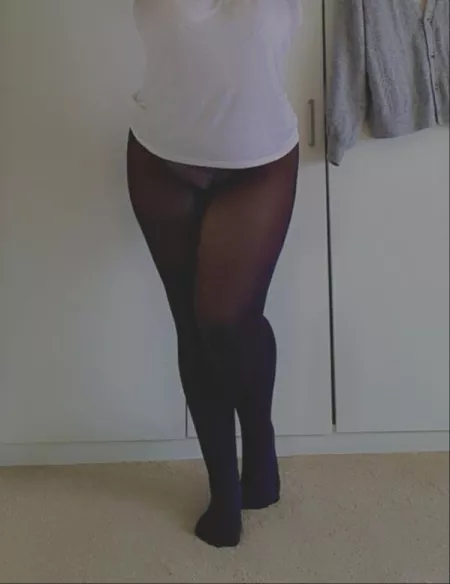 Oops ... looks like I lost the skirt ... [F] [OC] by Amylovest34