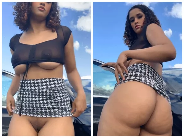 Oops no panties by Showitgirl