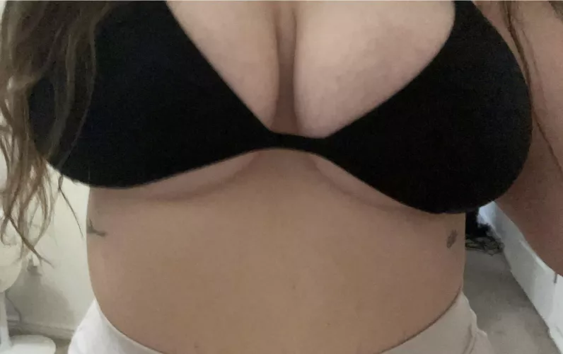 oops! this top is a little small. by radleftism