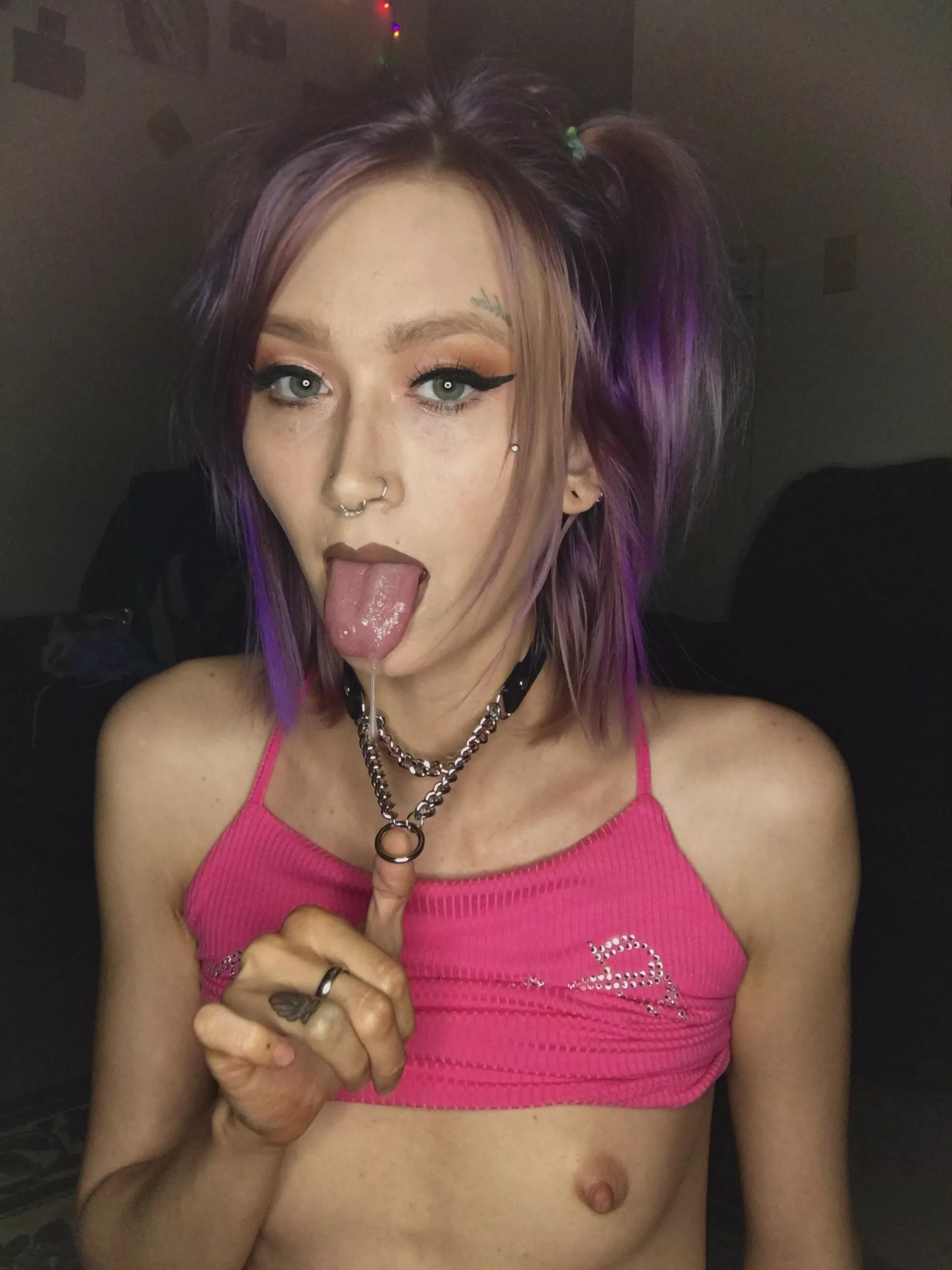 Open wide. 😛☺️ posted by peachedginger