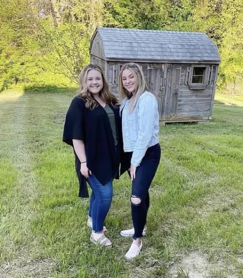 🖤 or 🤍? by ganggang89882