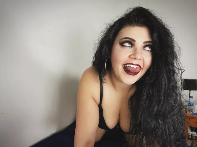 Oral fixations are a real thing just fyi by PrincessGothicBean