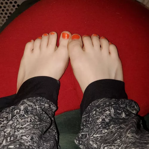 ORANGE FOR HALLOWEEN 🎃!! by Cannabrattlucky