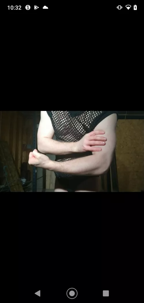 Out in the garage getting my workout in by Substantial_Time4921