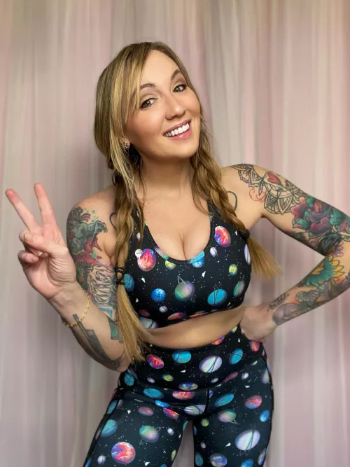 Out of this world 🪐 by ericafett