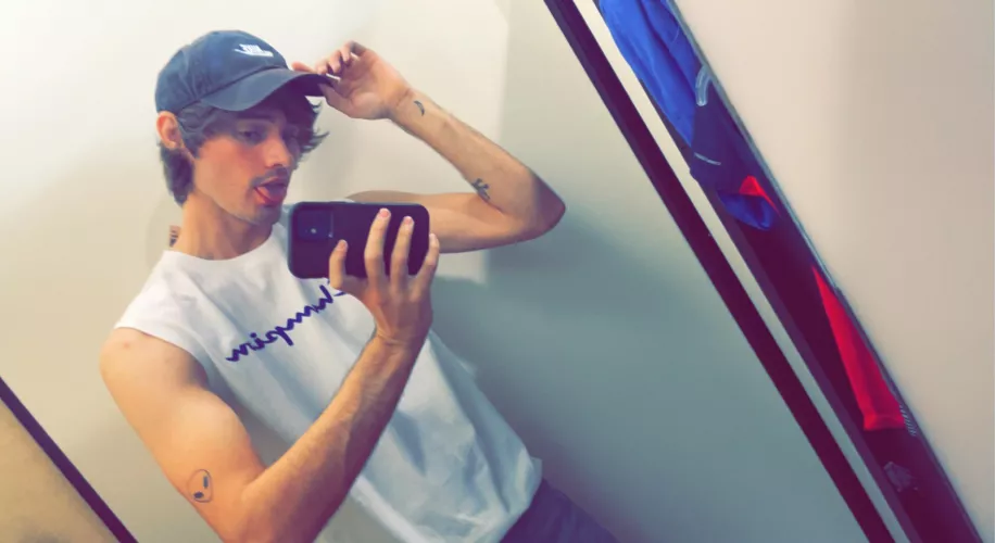 Out thrifting on this fine Monday. by Independent_Angle200