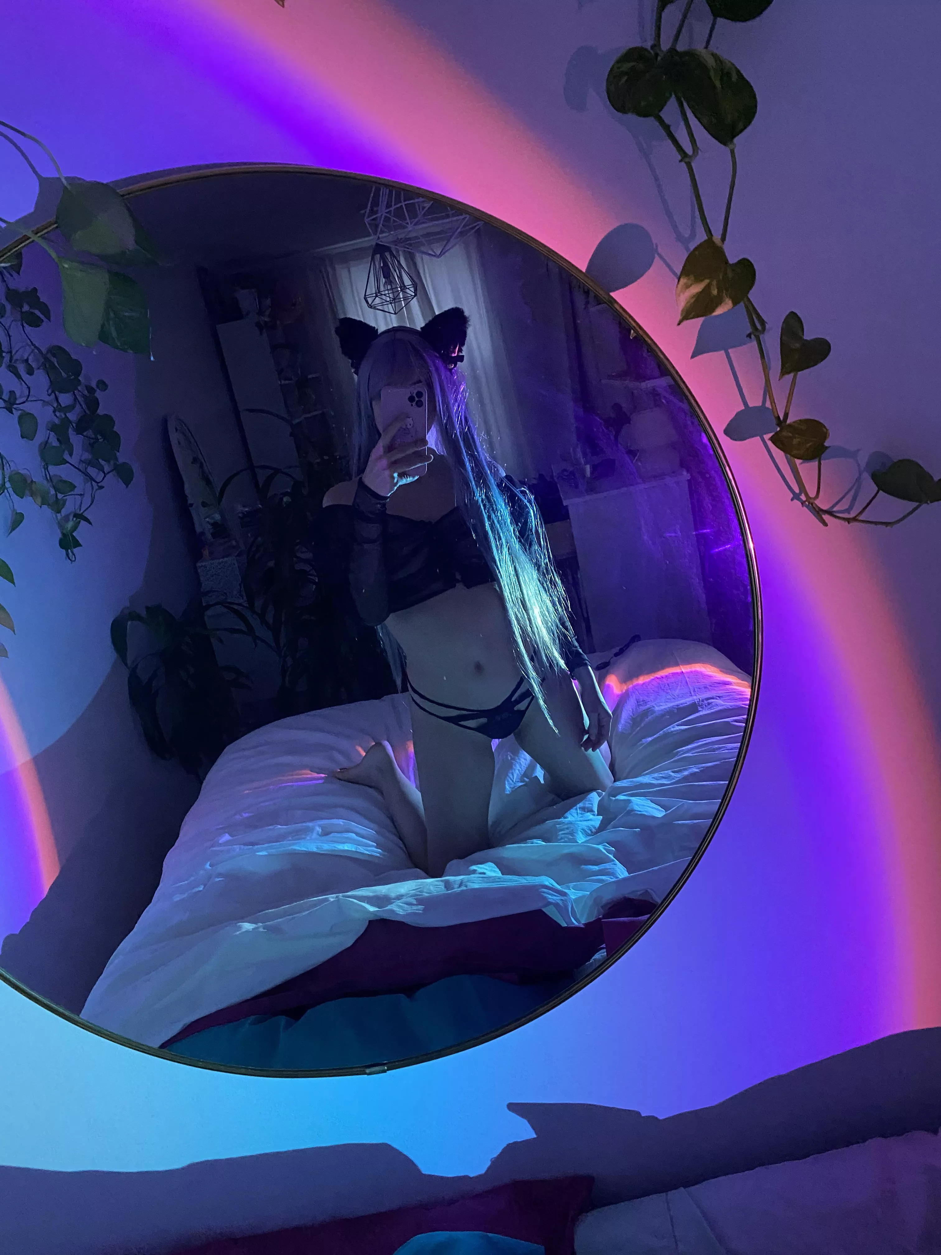 Outfit to stay cosy at home 🐈‍⬛ posted by Sprinkleeverywhere