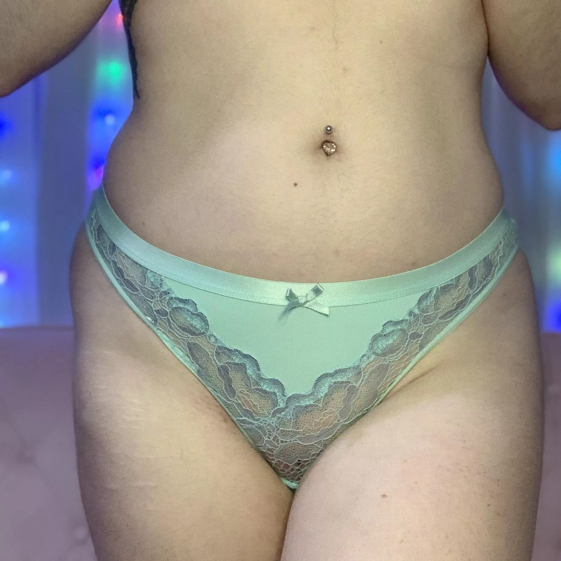 Over 60 worn items in my store & free shipping in the USA 💕 posted by katherinepine