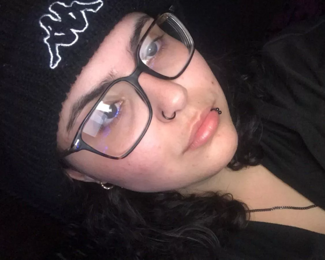 [over18] guess how old I turn next week 😝🎉 posted by HayleyRaven21