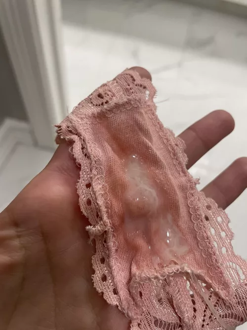 Ovulation is very close so I’m extra creamy by Ashleyybeee