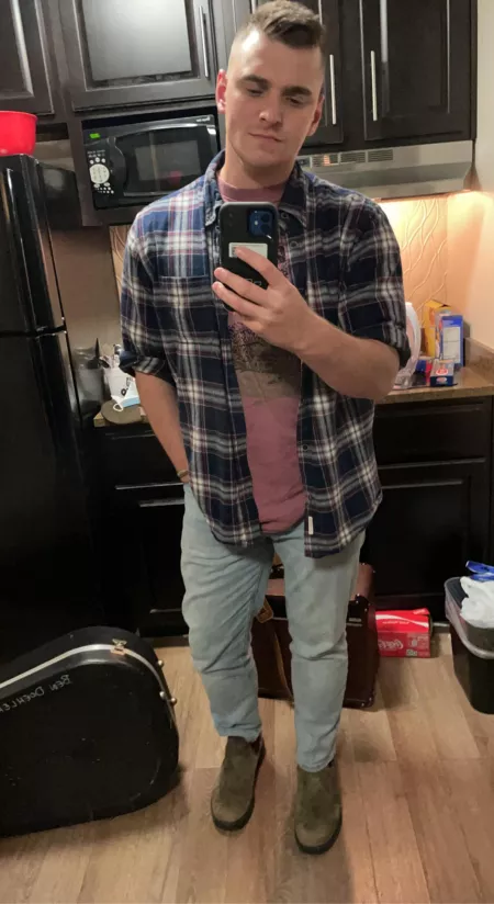 Packing up my room. About to PCS! by marinermoonlighting