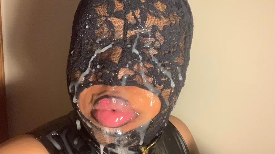 Paint her face by RagerDaPrince