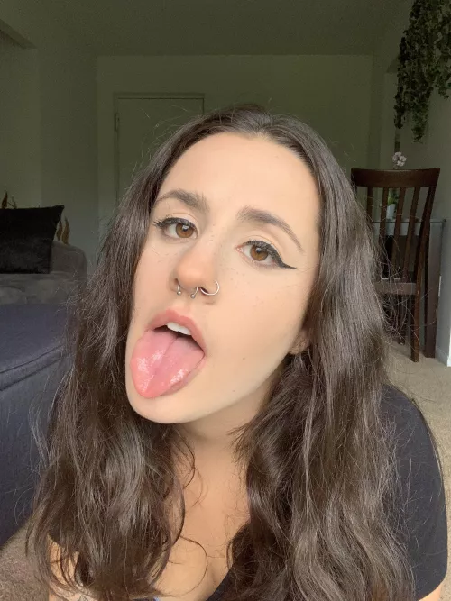 paint my face 🥺💦 by _daisie