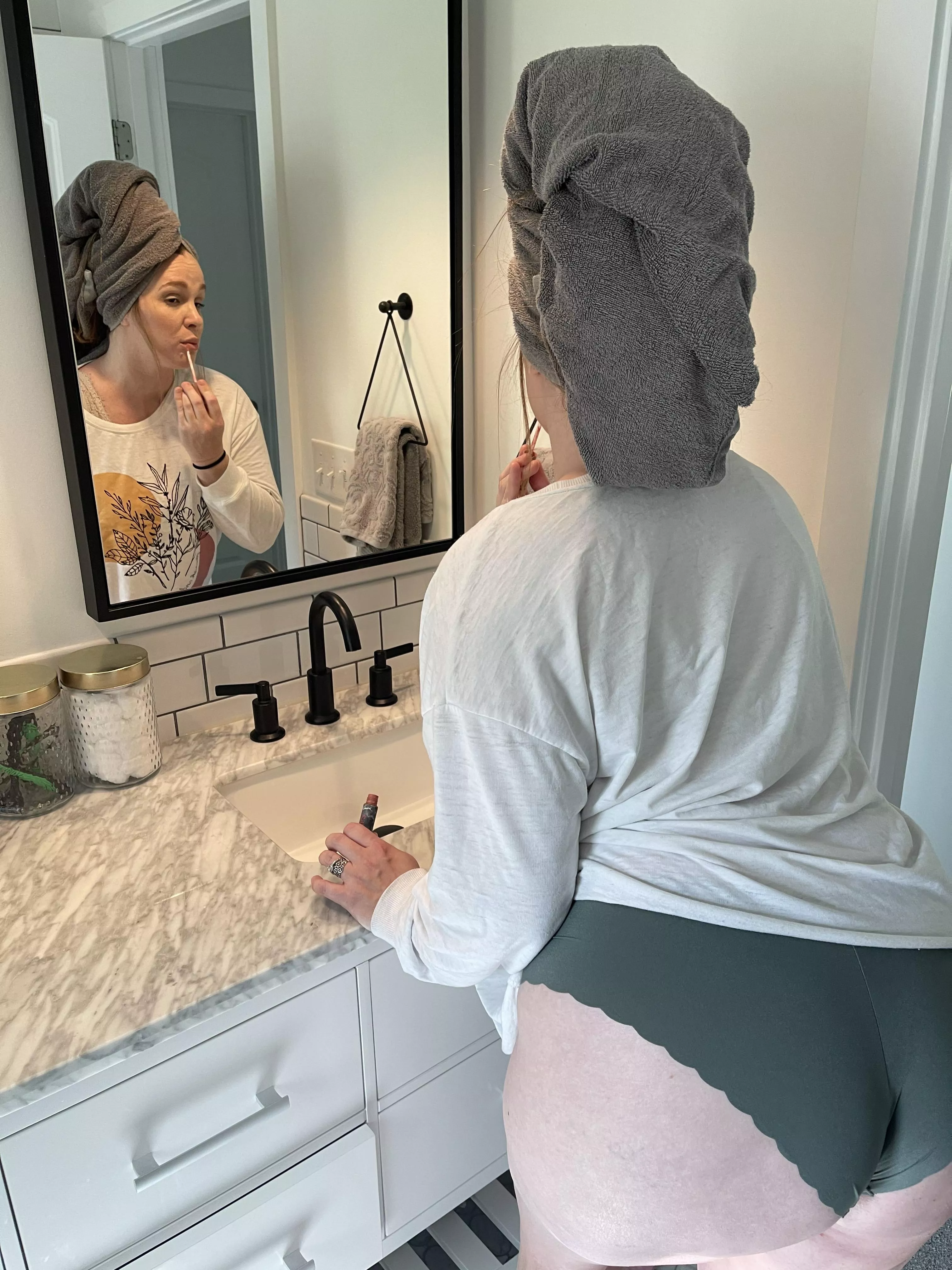 Pants are over rate posted by OArielF