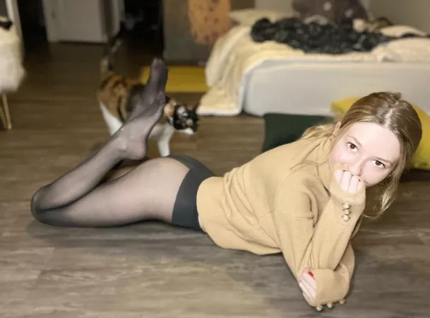 pantyhose_princess99😍😍😍 Check her out on Insta!!! by NylonRiley