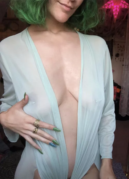 Part the curtains? by Swtchbtch