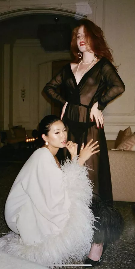 Party by stripthychemise