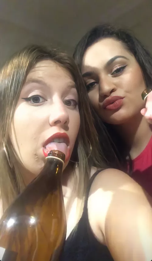 Party night by AlcaldeVeteYa