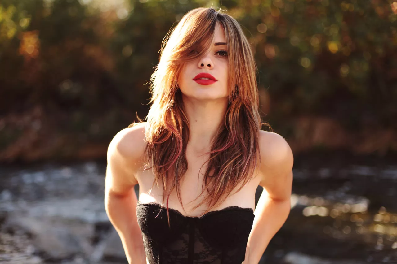 Paulina Shafir posted by frigginhumidity