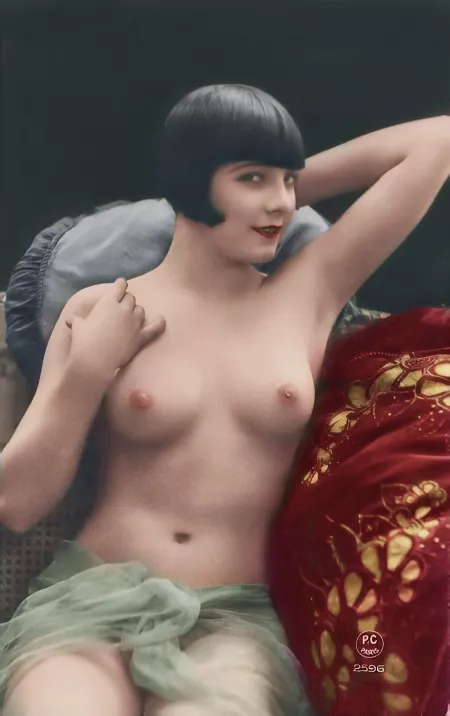 P.C. Paris 2596 [colorized] by ennisforwerk