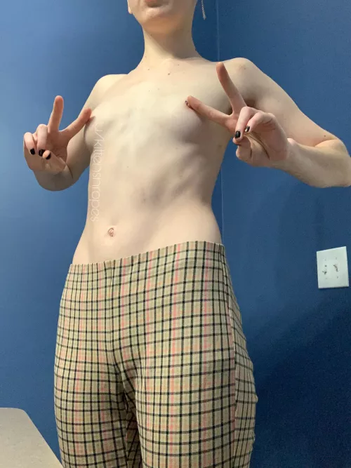 peace and love, from one boi to you by kittensnropes