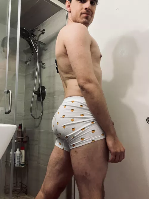 Peaches by beanlicker222