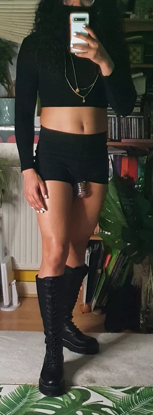 Peak a boo by Cassie_kage