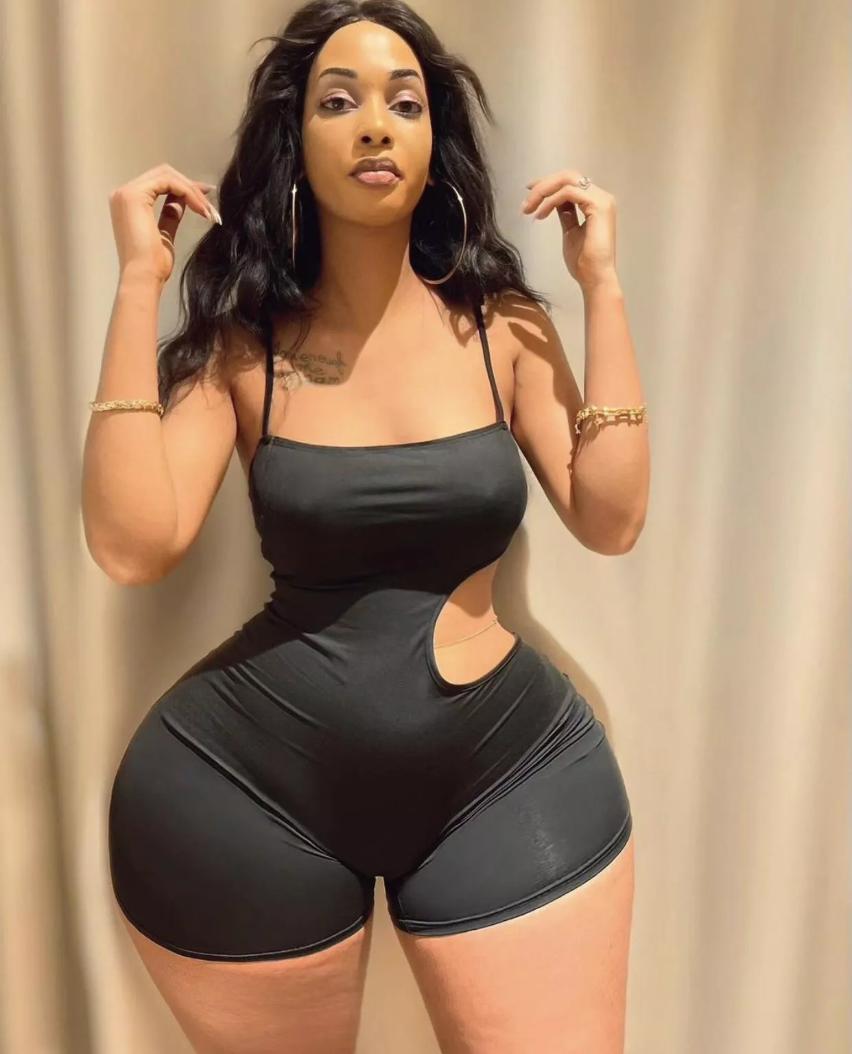 Pear Shape Goddess 2 posted by Truenetworth