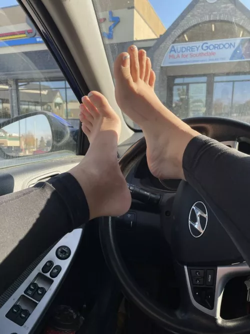 pedicure reveal!! my lovely buyer who funded the pedi wanted to see my feet with a french pedicure so here it is ￼￼￼ by jazzystoess