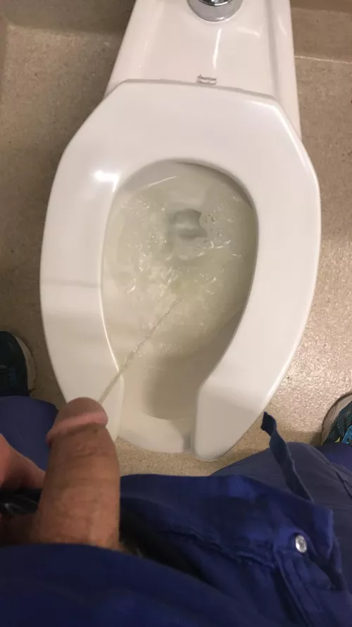 Pee break by rccola777