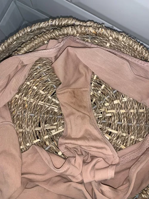 Peed panties smell good 😌 by ssuperrmannn