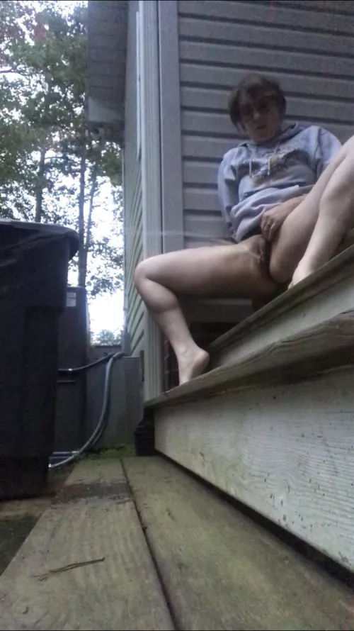 Peeing outside is my hobby 🤷‍♀️ by nordicvvitch