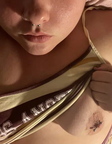 Peek a boo by titsntwinkletoes